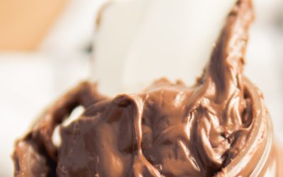 Selbstgemachte Nutella: Der beste Schoki-Aufstrich aller Zeiten!
