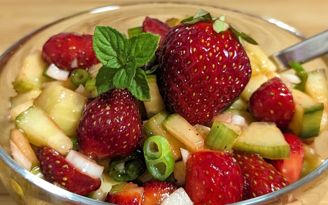 Erdbeer-Gurken-Salat